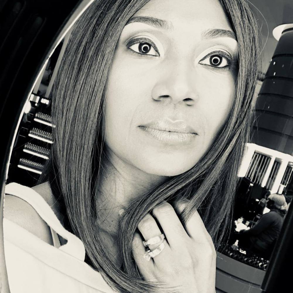 Meet your Posher, Lakesia